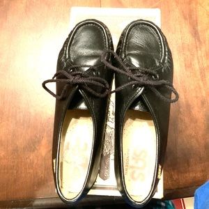 SAS Black Leather Loafer Sneakers 8.5 Narrow